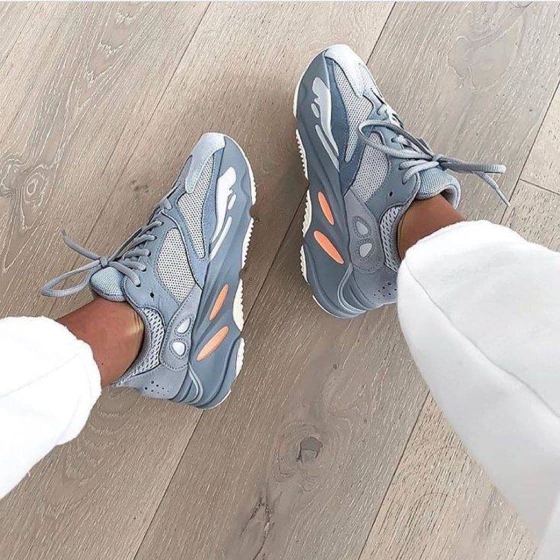 Fashion Yeezy Boost 700 