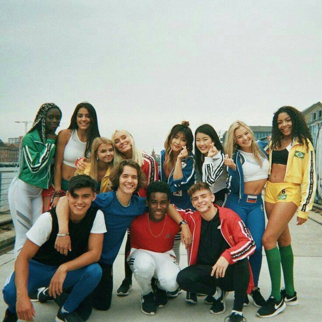 Moda Now united 