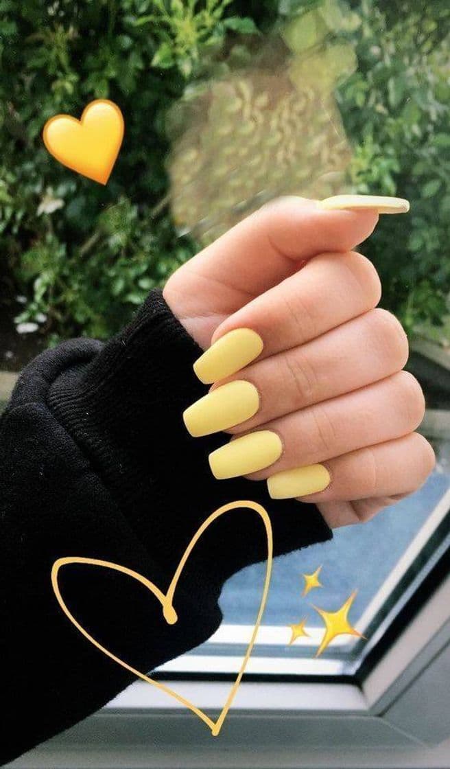 Moda Unhas estilosas 💛