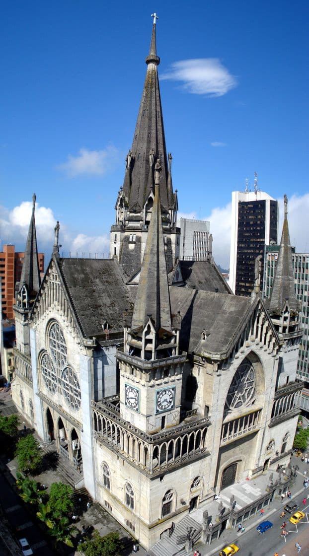 Place Catedral basílica de Nuestra Señora del Rosario de Manizales