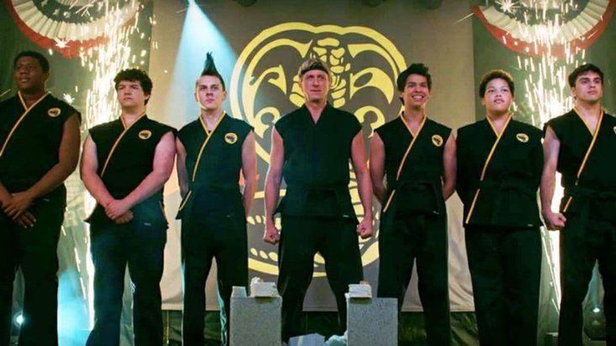 Moda Cobra Kai