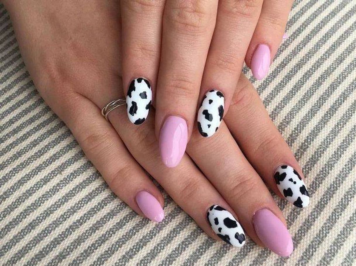 Fashion Unhas de manchinhas 