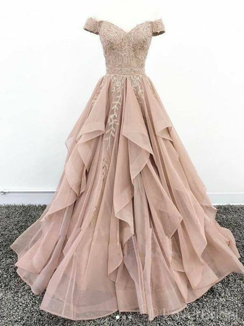 Moda genteee, olha que vestido lindooo!!💕🤧😍