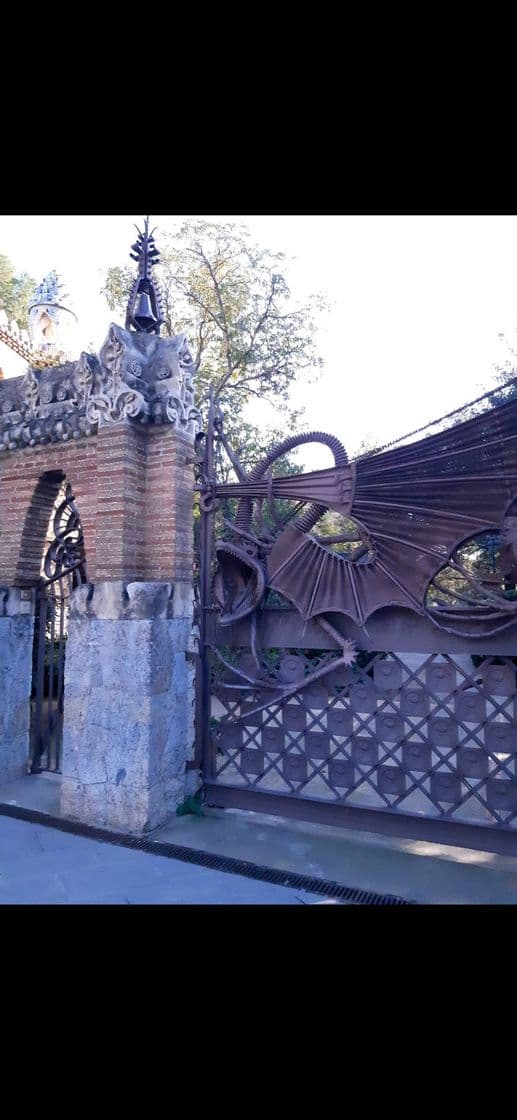 Lugar Pavellons Güell