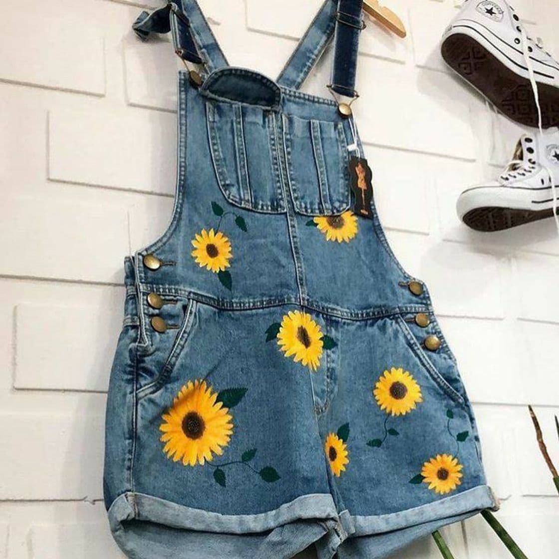 Moda Coisa mais linda essa jardineira 🌻