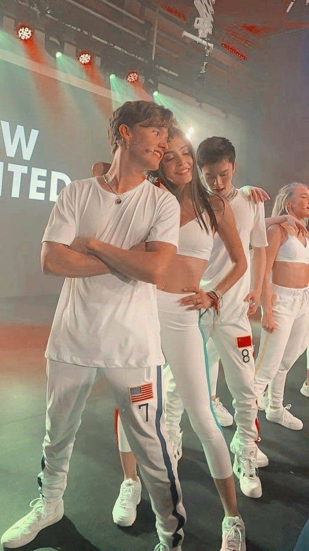 Fashion Now United 🌈