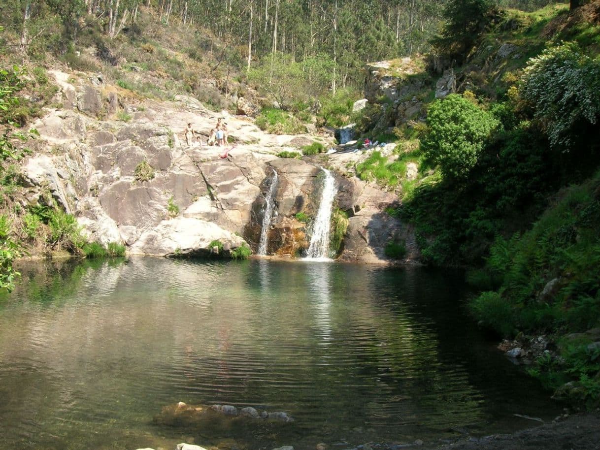 Lugar Pozas De Mougas