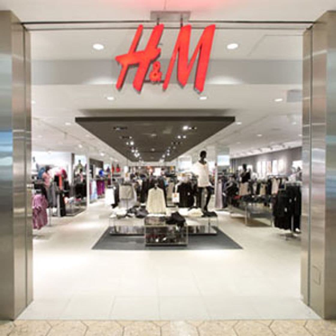 Moda H&M , tienda de ropa