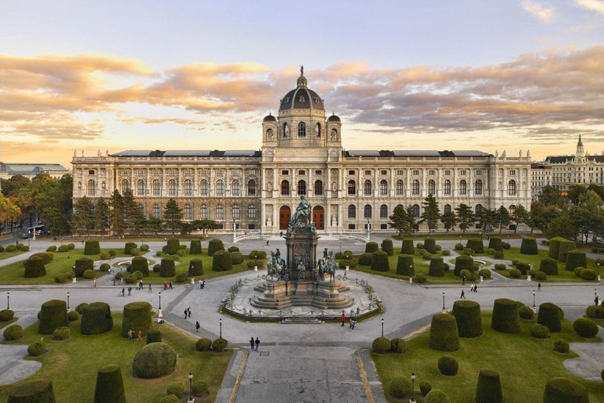 Fashion Kunsthistorisches Museum: Kunsthistorisches Museum Wien