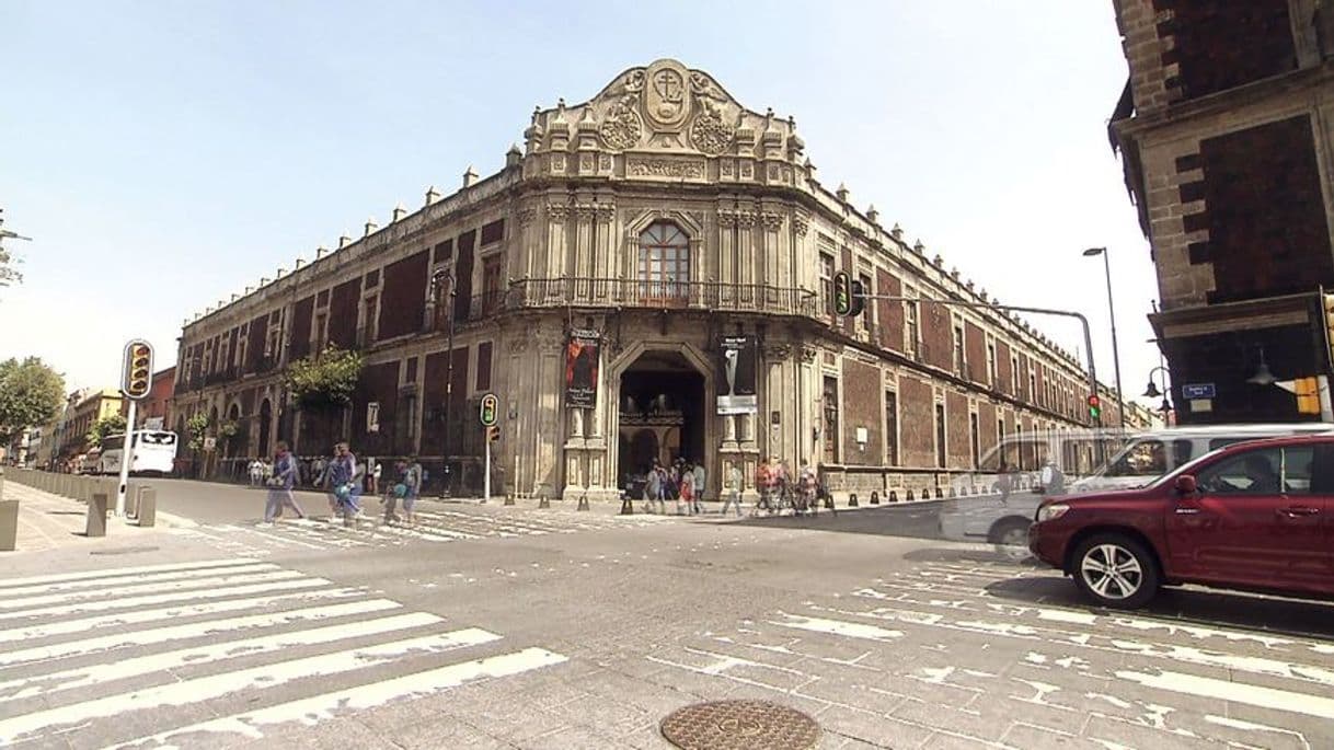 Place Palacio de la Escuela de Medicina