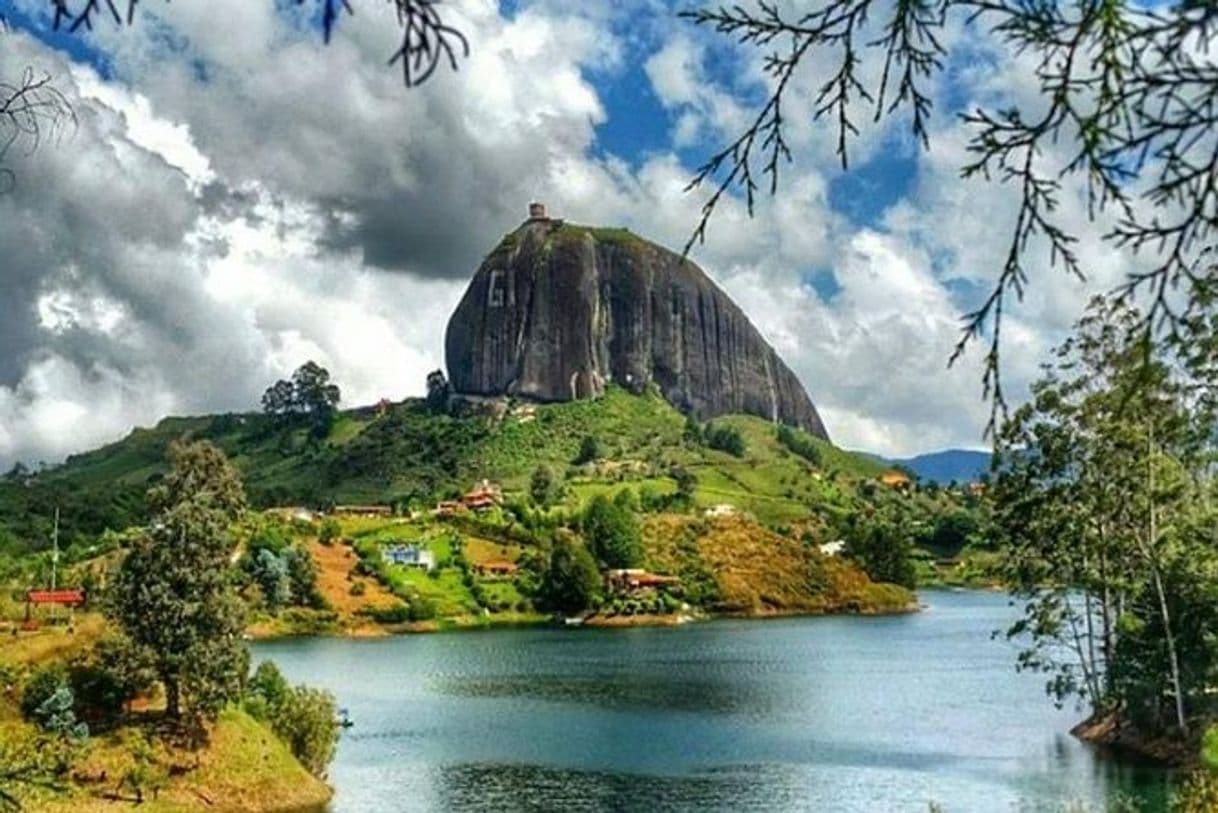 Place Guatape