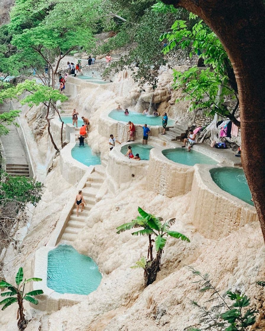 Lugar Grutas Tolantongo