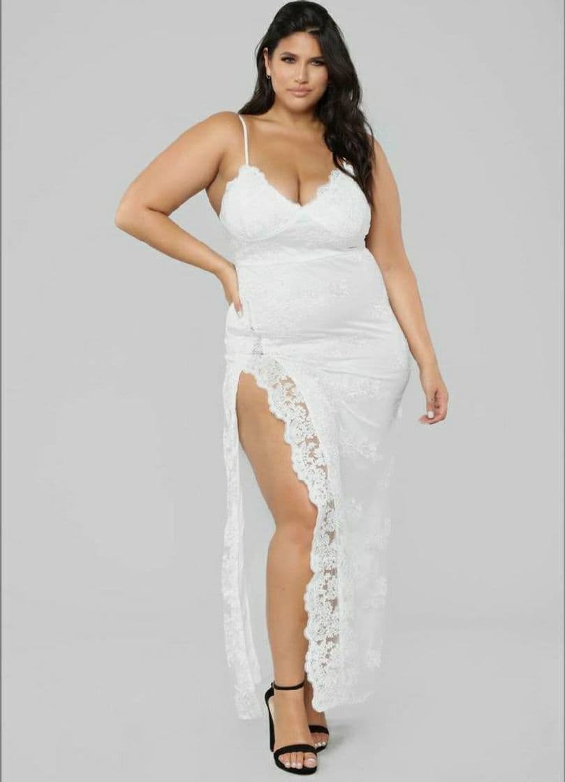 Moda Vestido branco plus size 😍👰