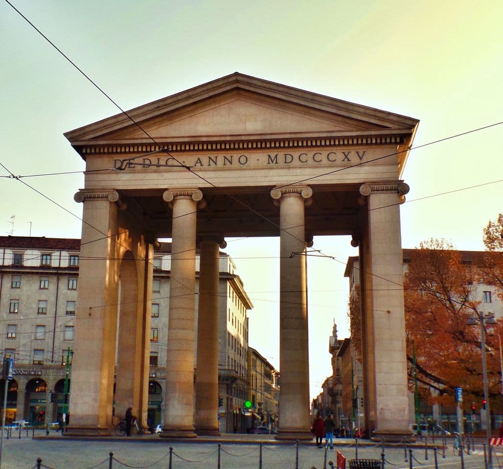 Place Porta Ticinese