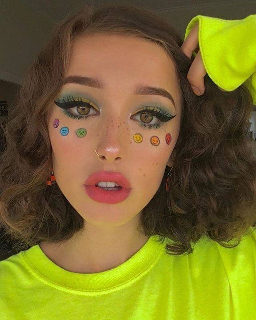 Moda With makeup