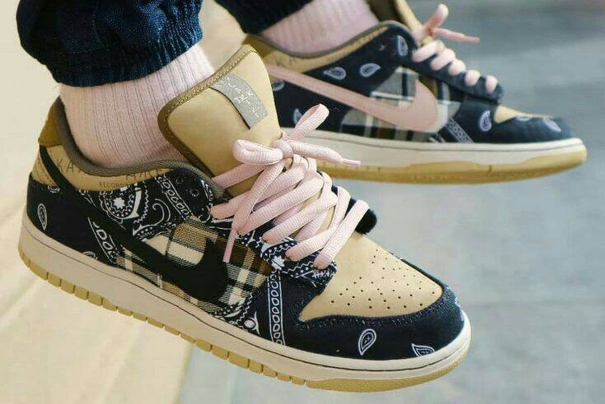 Fashion Nike SB Dunk Low x Travis Scott