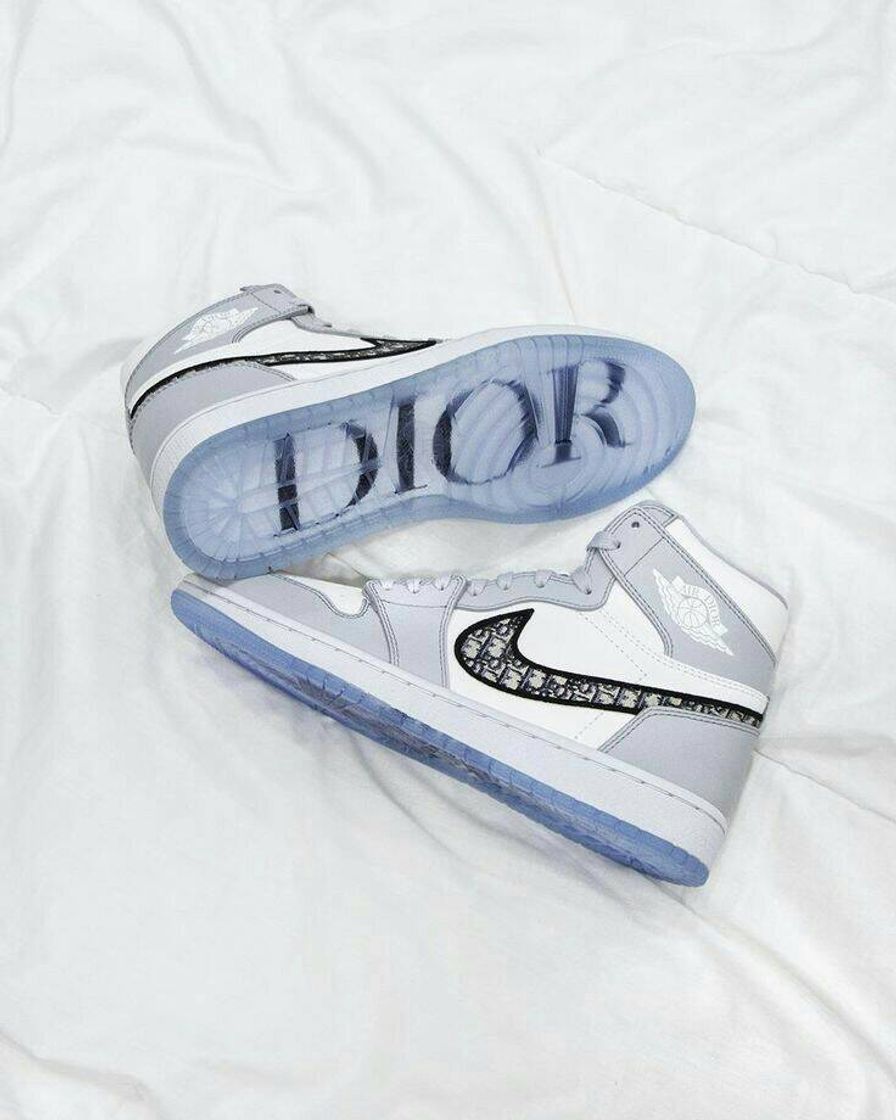 Moda Air Jordan 1 High x Dior