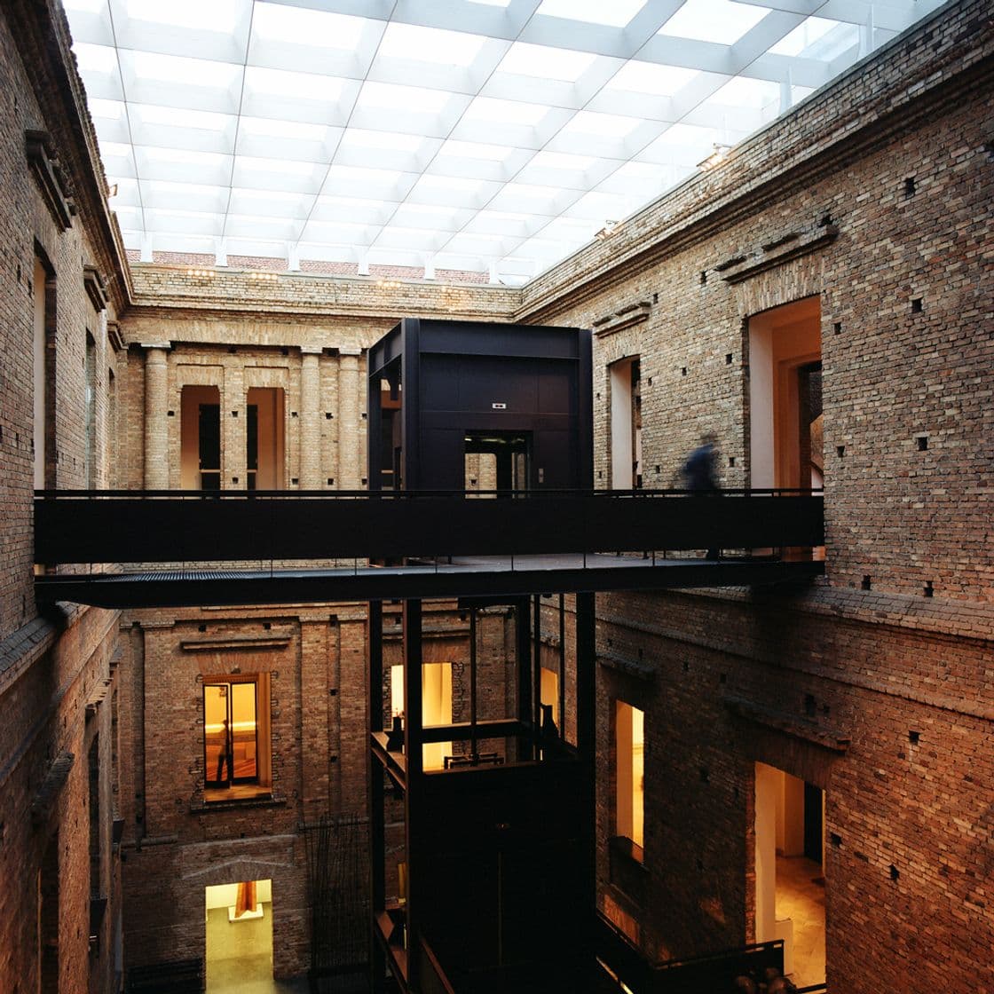 Place Pinacoteca