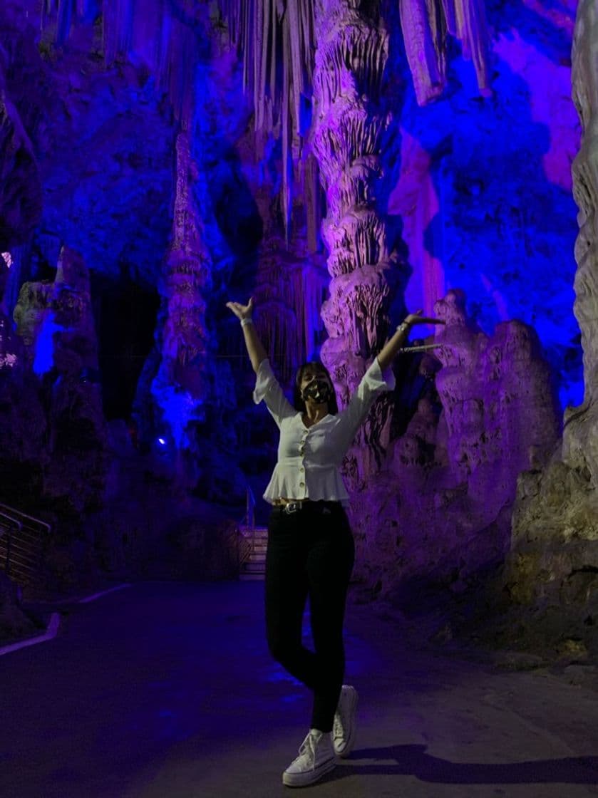 Lugar Cueva de San Miguel