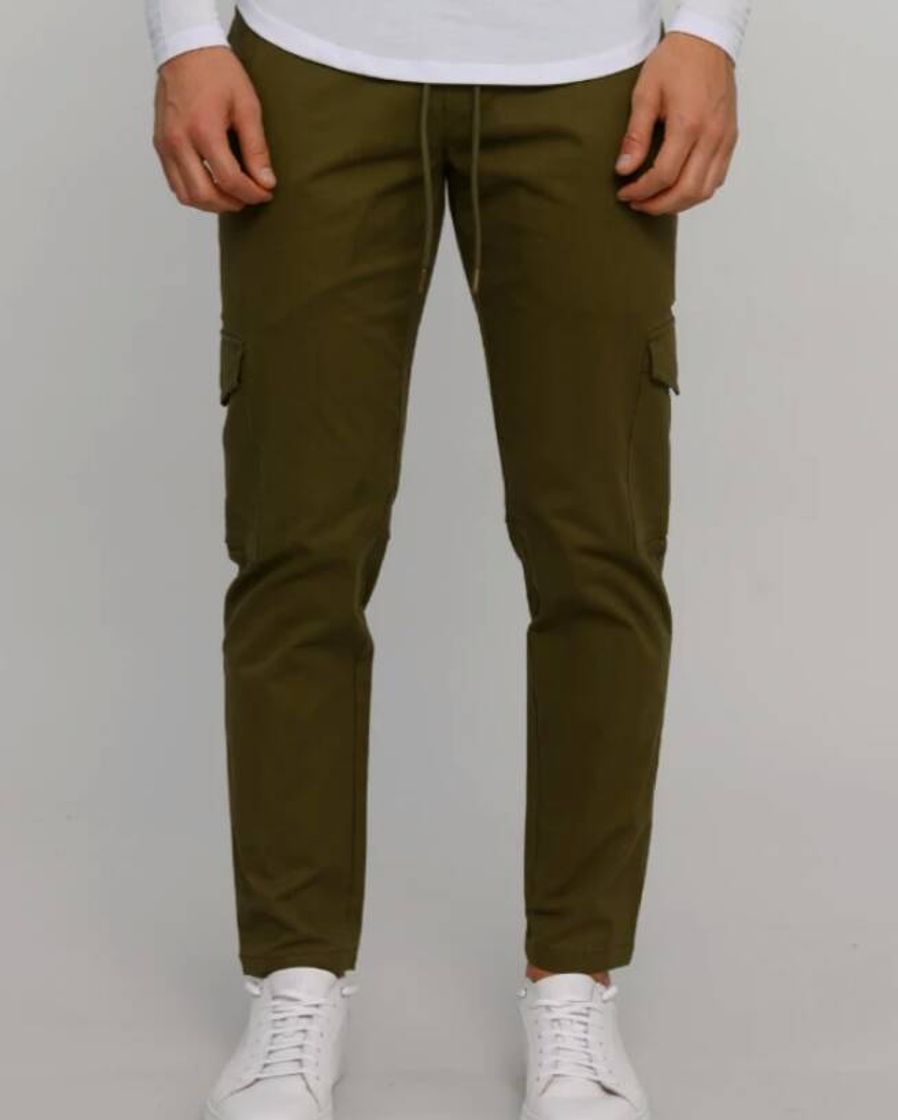 Fashion THE ESNTLS OLIVE (SAGE) CARGO PANTS

$60

