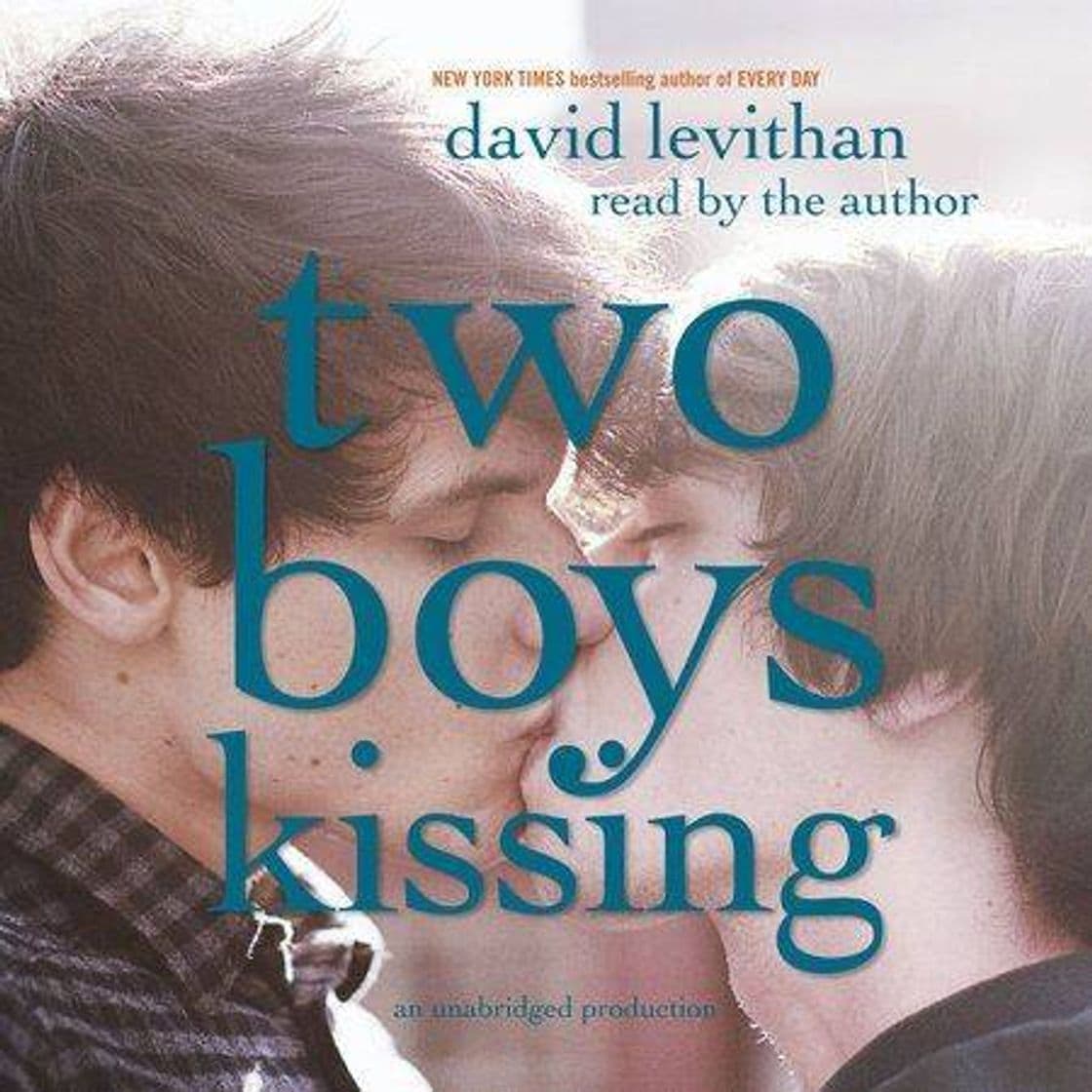 Libro Two Boys Kissing