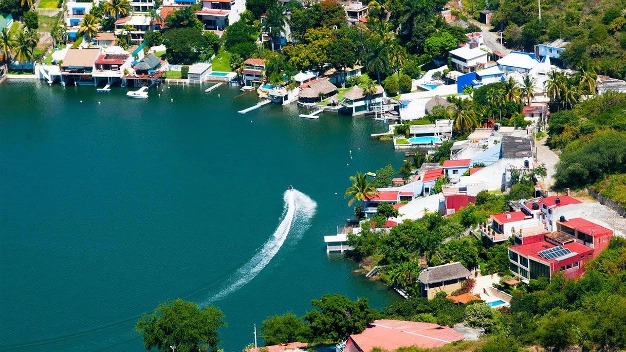 Lugar Lago de tequesquitengo