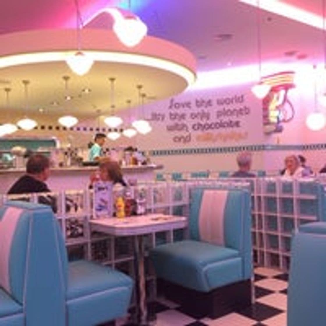 Restaurantes Tommy Mel's (CC Aqua)