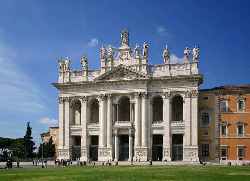 Place Archibasílica de San Juan de Letrán