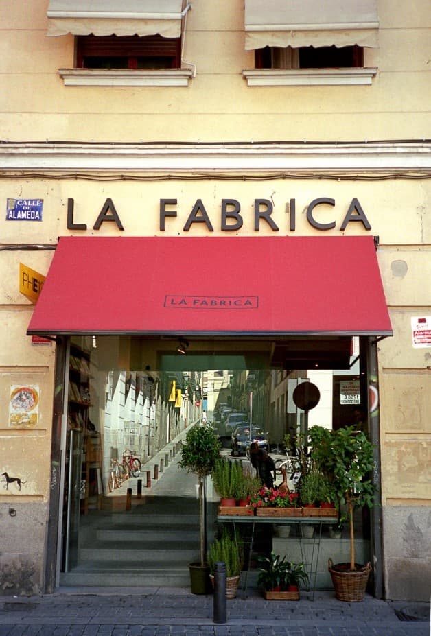 Place La Librería De La Fábrica