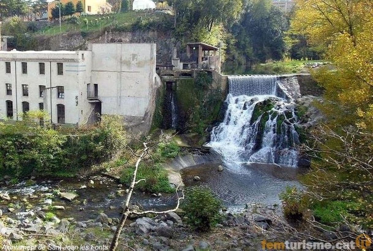 Place Sant Joan les Fonts