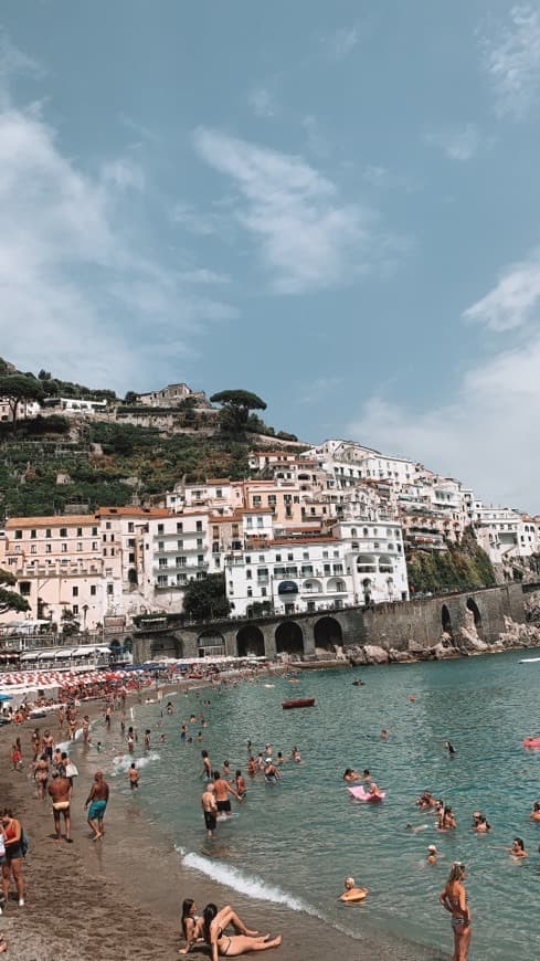 Lugar Amalfi