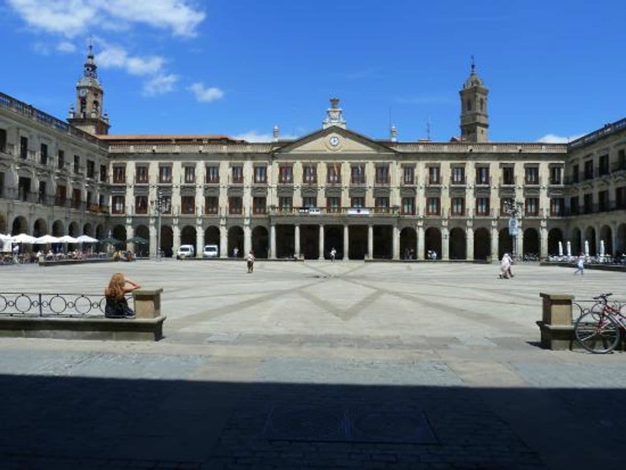 Place Plaza Nueva