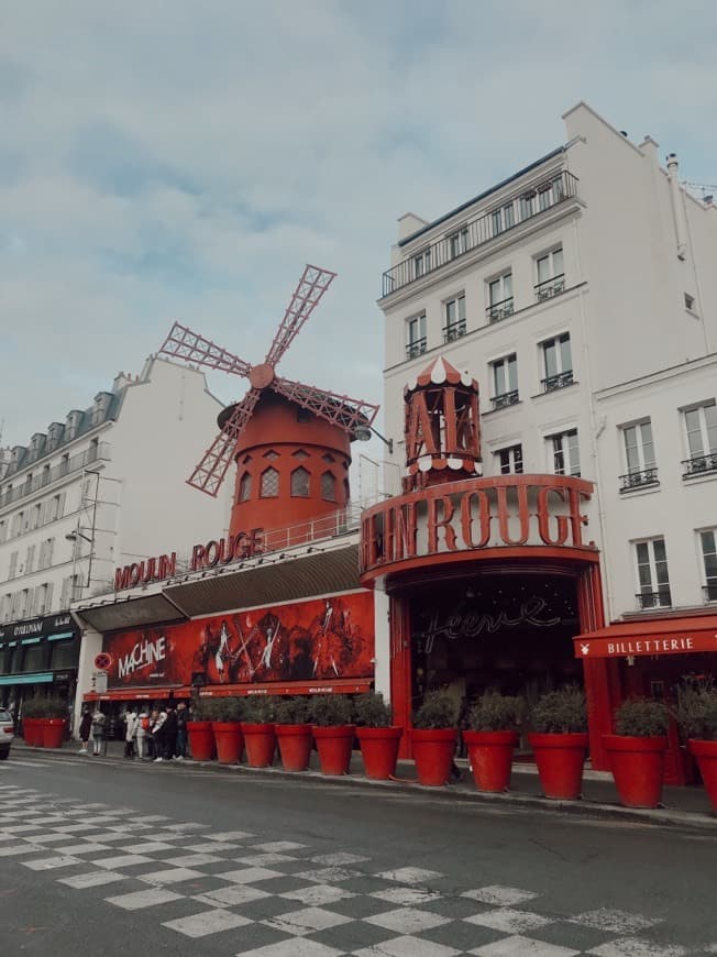 Lugar Moulin Rouge