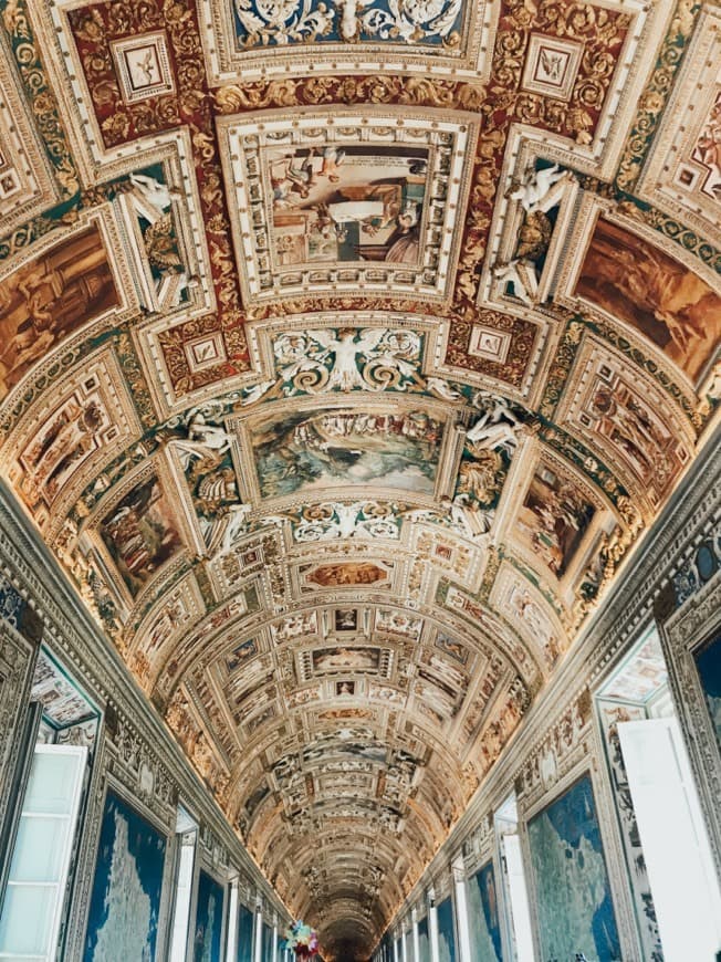 Lugar Musei Vaticani