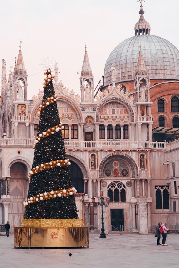 Place Piazza San Marco