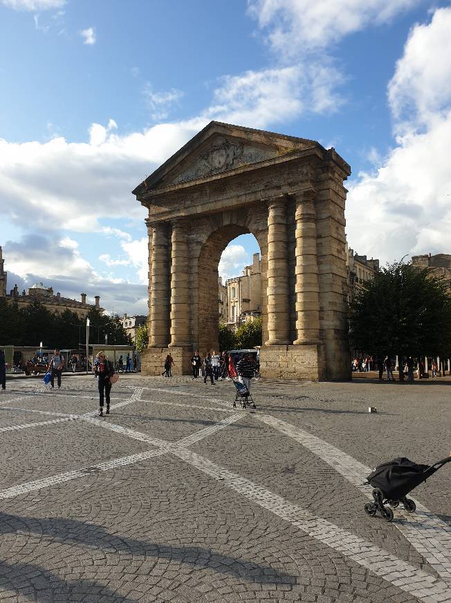 Place porte d'Aquitaine