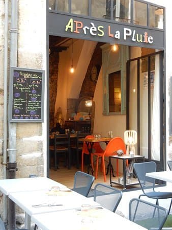 Restaurants Après la pluie.