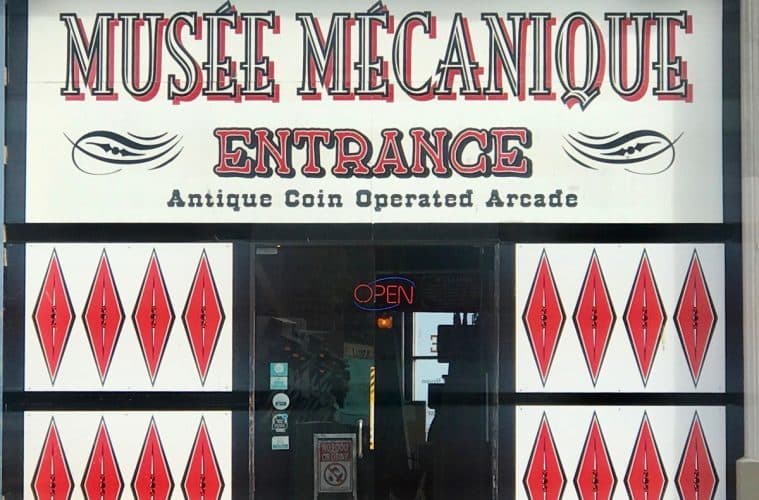 Place Musée Mécanique