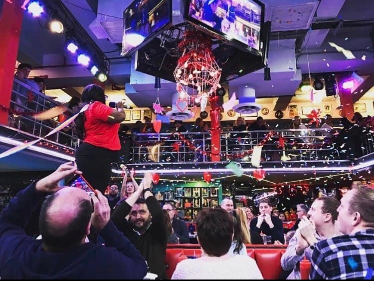 Restaurants Ellen’s Stardust Diner