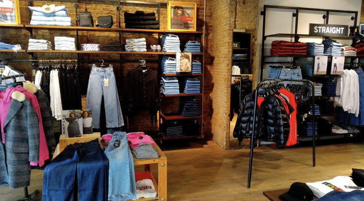 Lugar Levi's® Store Valencia Calle Lauria