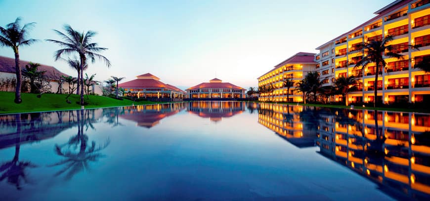 Lugar Pullman Danang Beach Resort