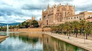 Place Catedral-Basílica de Santa María de Mallorca