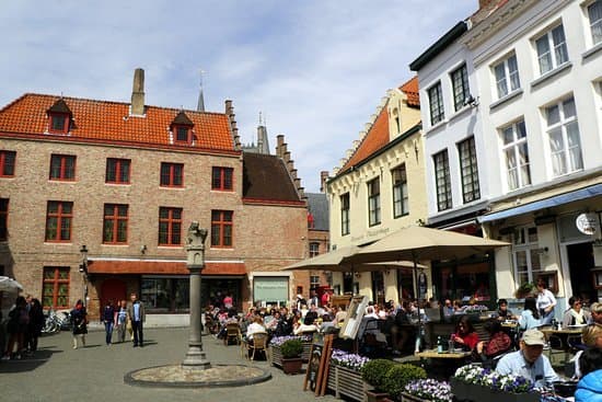 Place Huidenvettersplein