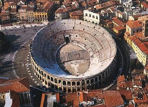 Lugar Verona Arena