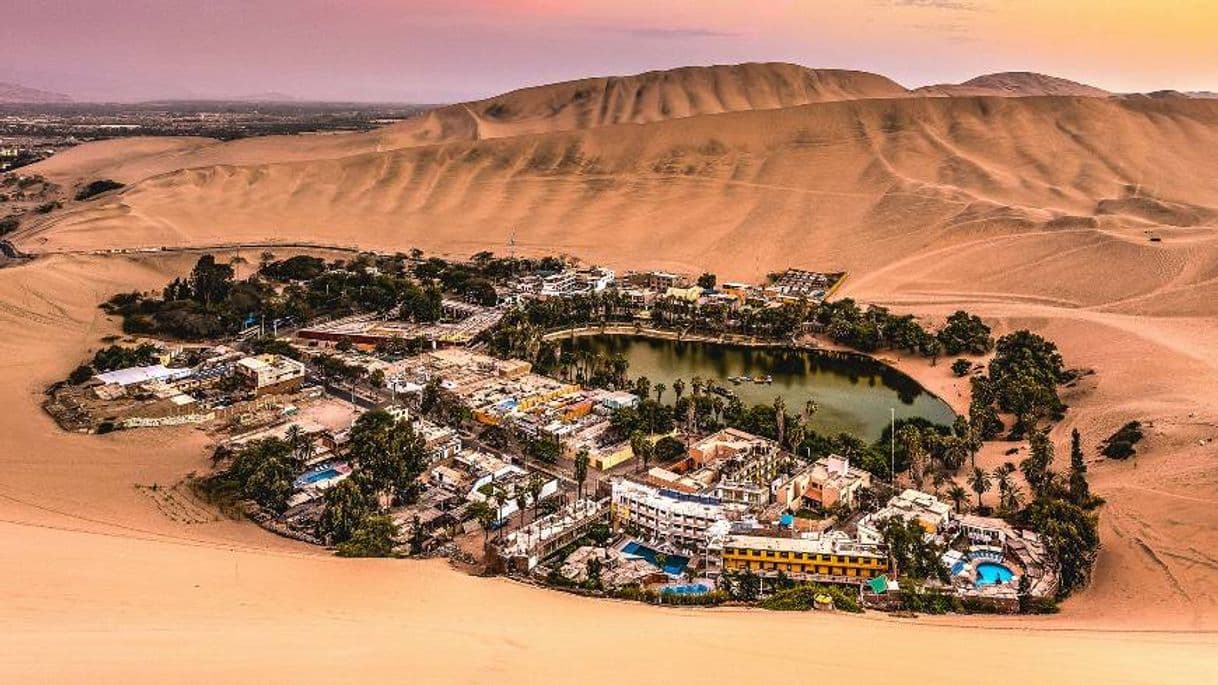 Place Huacachina