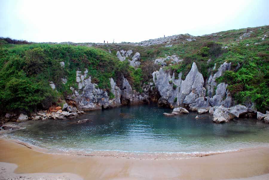 Lugar Playa de Gulpiyuri