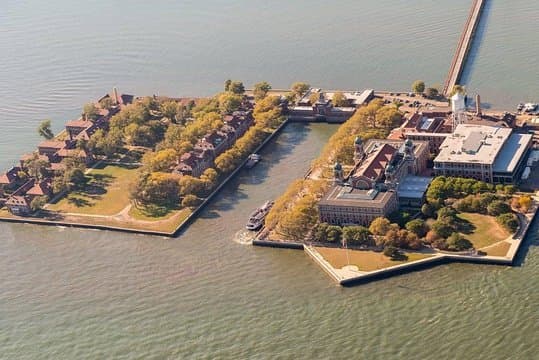 Lugar Ellis Island - Liberty Island