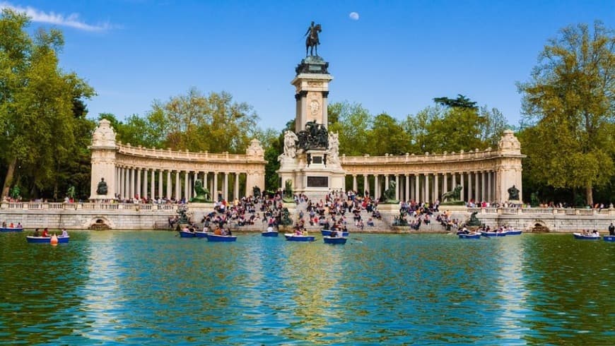 Place El Retiro Madrid