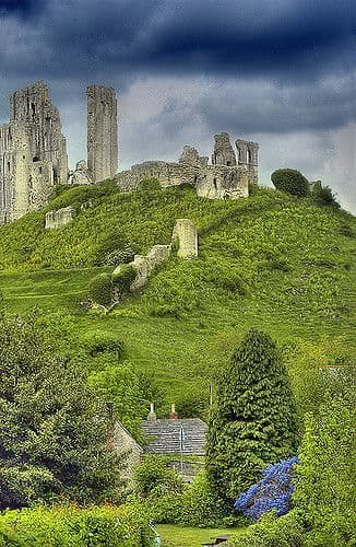 Place Corfe Castle