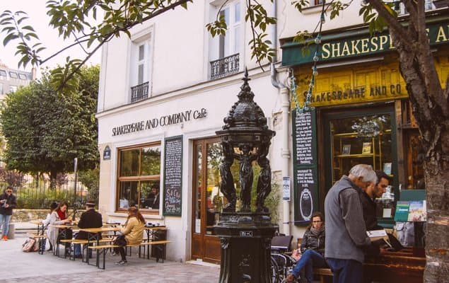 Place Shakespeare & Company